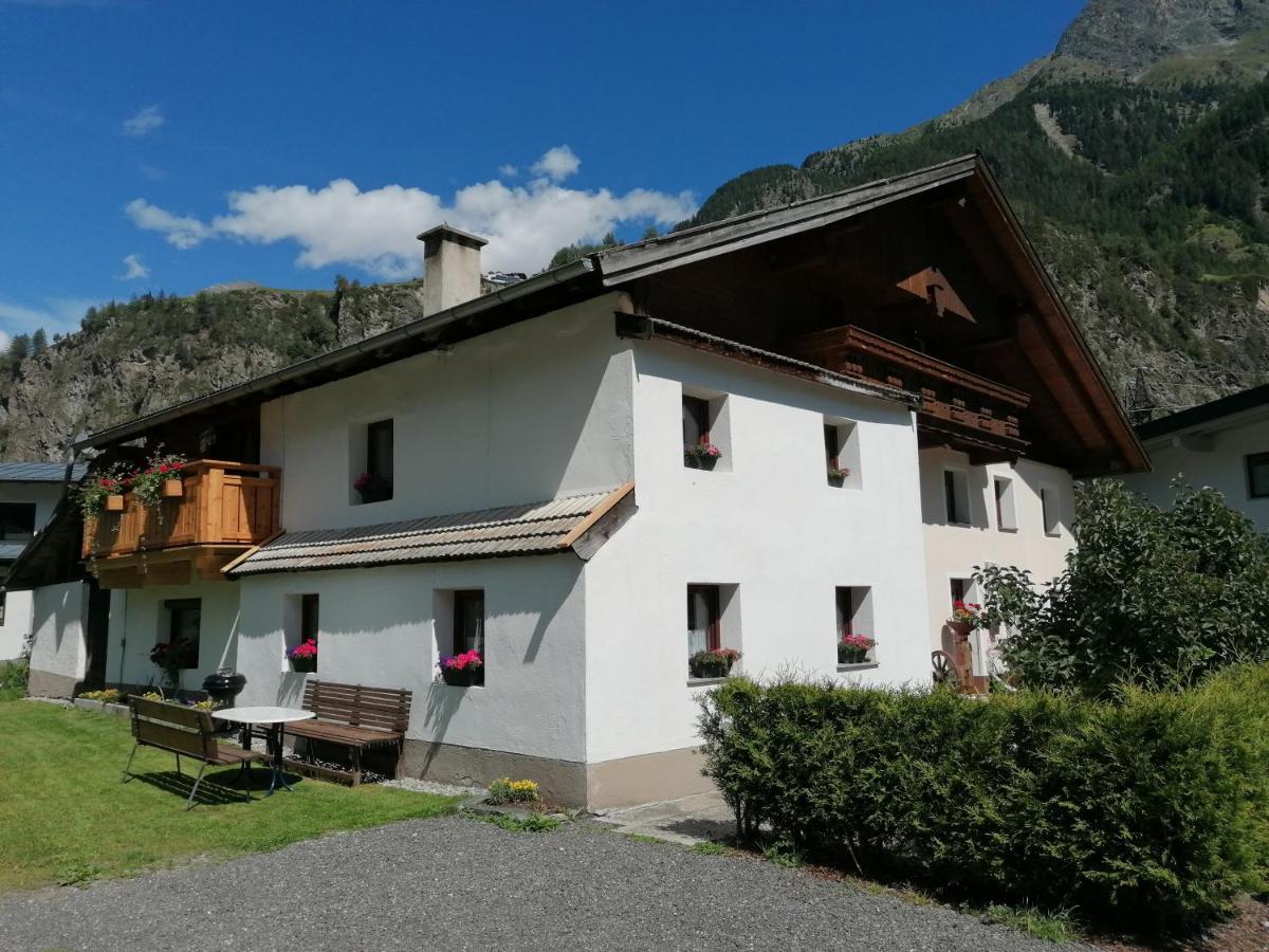 Ferienhaus Schoepf - Die Hoamat Längenfeld Exteriör bild