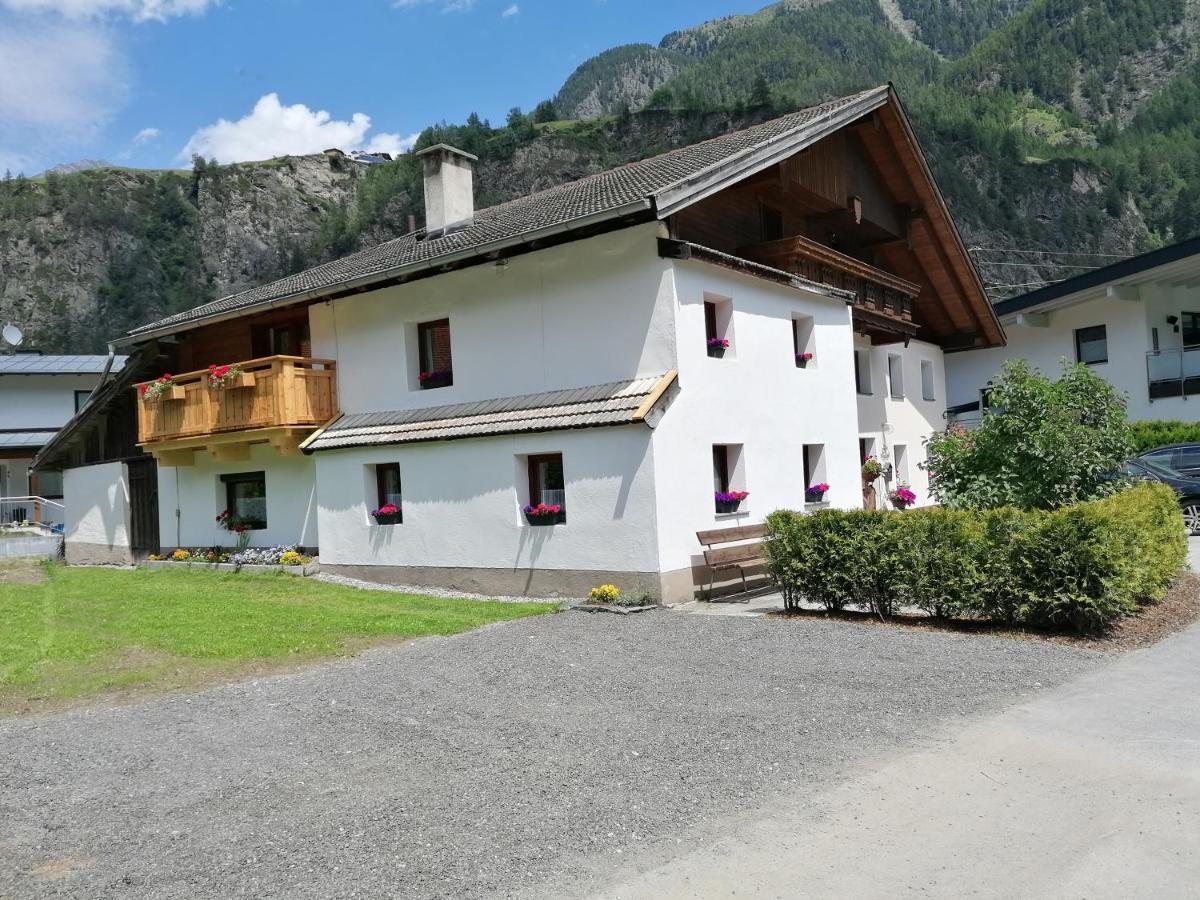 Ferienhaus Schoepf - Die Hoamat Längenfeld Exteriör bild